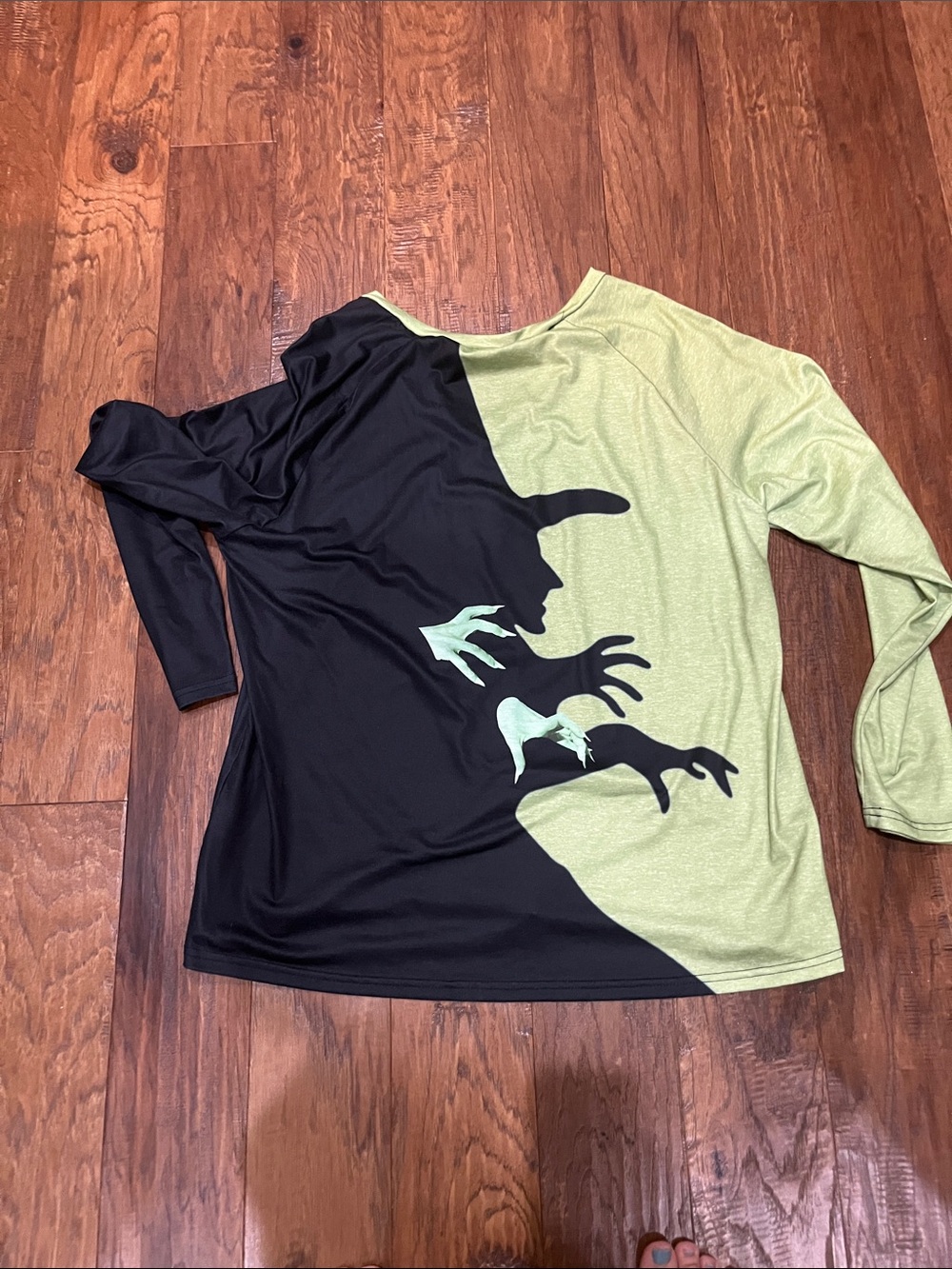 2X Wicked Witch shadow long sleeve tee - Picture 9 of 11